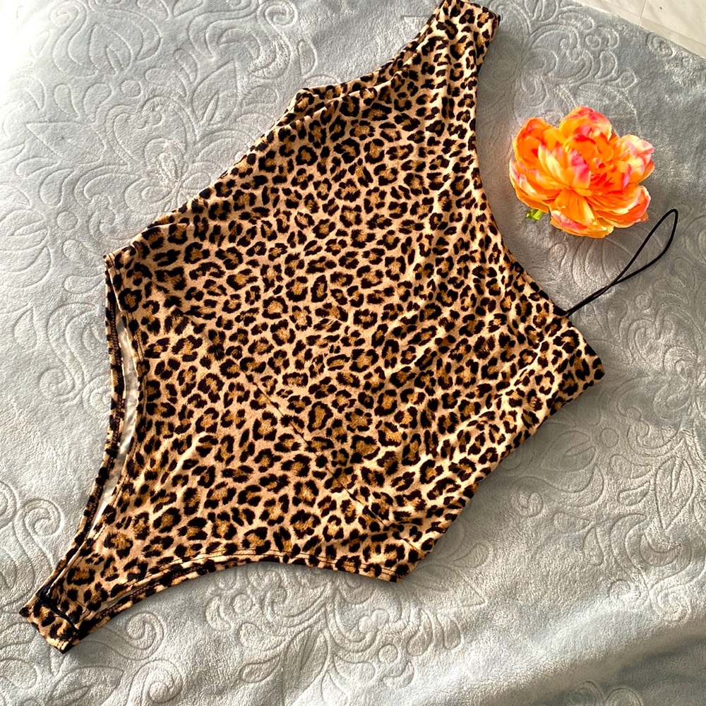 Bodysuit, Animal print, Size L.